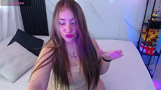 hotpawgmilf online show from 14, 10, 2025