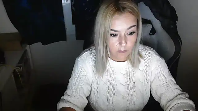 Snapshot of bekka__ chatting on 9, 11, 2025 bekka online show from 9, 11, 2025