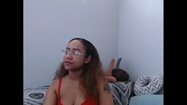 RylHoneyy online show from 23, 3, 2026