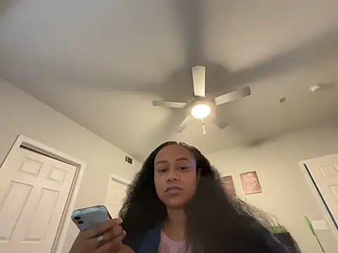 RylHoneyy online show from 11, 1, 2026