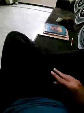 Snapshot of vansh1802 chatting on 17, 1, 2025 vansh1802 online show from 17, 1, 2025
