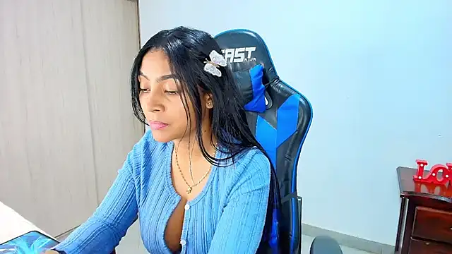 sophiax-x online show from 21, 10, 2025