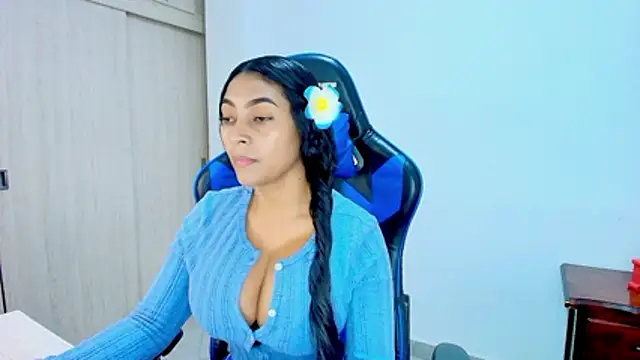 sophiax-x online show from 17, 12, 2025