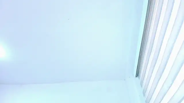 sophiax-x online show from 18, 4, 2026