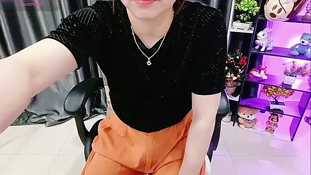 Yuki-yio online show from 24, 4, 2026