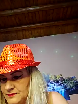 CRHYSTEL online show from 18, 12, 2024