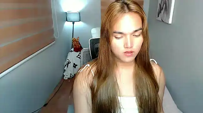 MoaningKylie online show from 6, 12, 2024