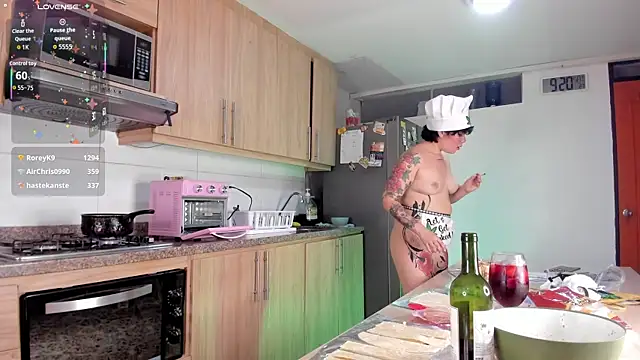Snapshot of Amy_art chatting on 14, 6, 2026 Amy art online show from 14, 6, 2026