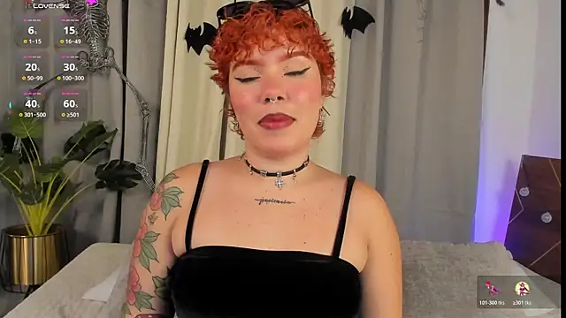 Amy art online show from 18, 10, 2025