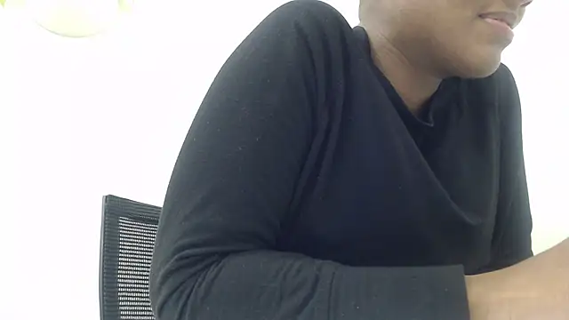 Snapshot of HoneyDripHer chatting on 2, 12, 2024 HoneyDripHer online show from 2, 12, 2024