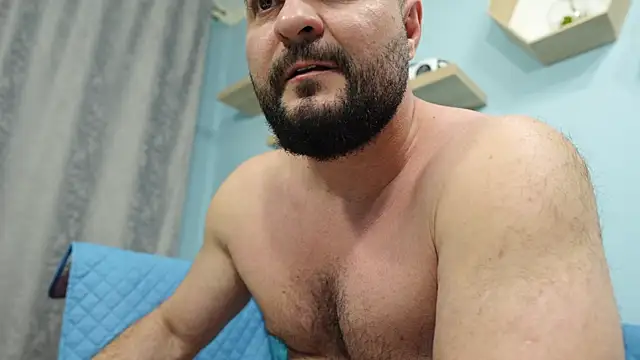 Muscle Bear online show from 20, 2, 2025