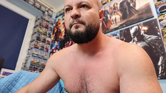 Snapshot of Muscle_Bear chatting on 14, 6, 2026 Muscle Bear online show from 14, 6, 2026
