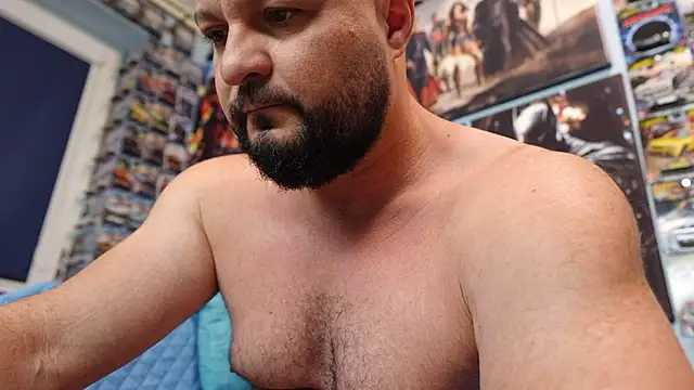 Snapshot of Muscle_Bear chatting on 12, 6, 2026 Muscle Bear online show from 12, 6, 2026