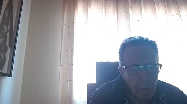 Snapshot of TonyComa chatting on 4, 12, 2024 TonyComa online show from 4, 12, 2024