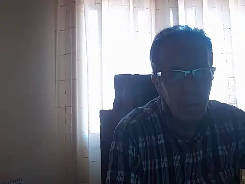 Snapshot of TonyComa chatting on 14, 10, 2025 TonyComa online show from 14, 10, 2025