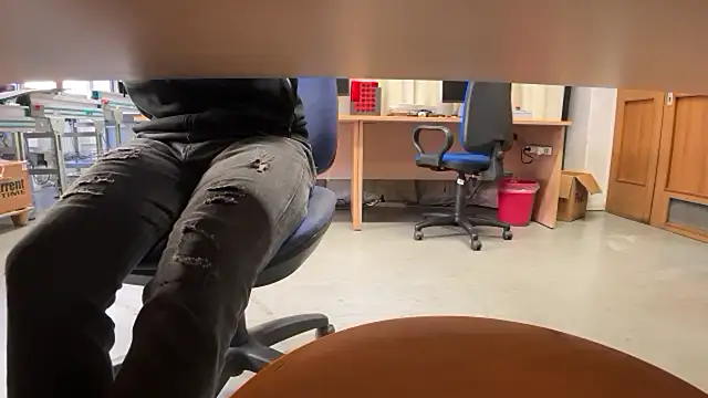 areo2002 online show from 13, 1, 2025