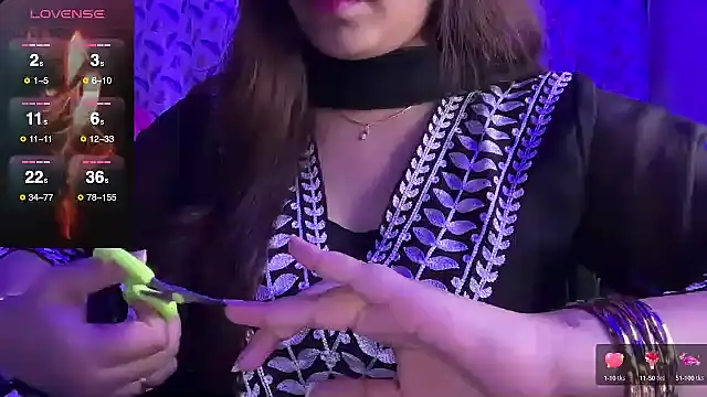 Sizzling  ZAARA online show from 12, 9, 2025