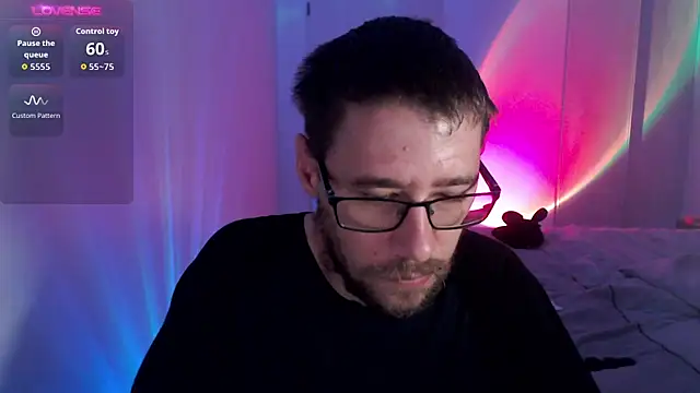 Snapshot of Thomas_Mrd chatting on 12, 10, 2025 Thomas Mrd online show from 12, 10, 2025
