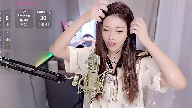 tw lala online show from 17, 11, 2025