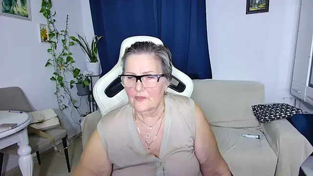 Snapshot of Selenna57 chatting on 26, 3, 2026 Selenna57 online show from 26, 3, 2026