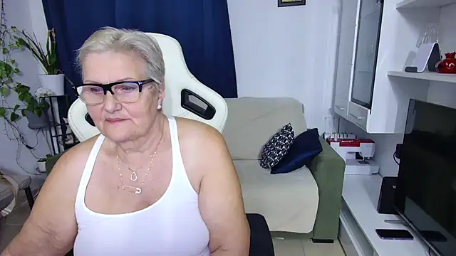 Selenna57 online show from 22, 4, 2026