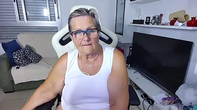 Snapshot of Selenna57 chatting on 25, 6, 2026 Selenna57 online show from 25, 6, 2026