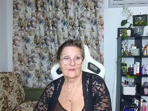 Snapshot of Selenna57 chatting on 14, 12, 2024 Selenna57 online show from 14, 12, 2024