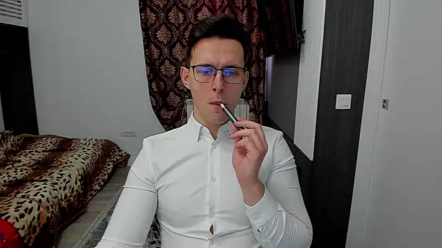 sexxymuscles4u online show from 20, 2, 2025