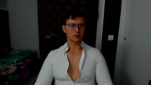 sexxymuscles4u online show from 7, 10, 2025