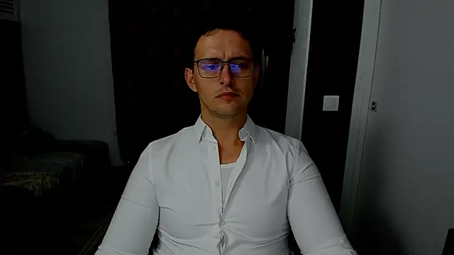 sexxymuscles4u online show from 19, 10, 2025