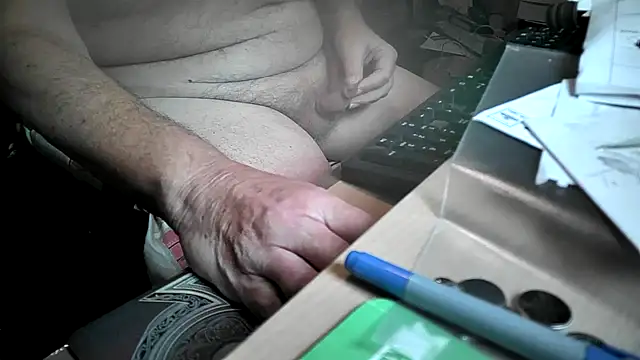 dirtyharry2022 online show from 4, 1, 2025