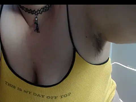 Snapshot of angelitolove727 chatting on 12, 6, 2026 angelitolove727 online show from 12, 6, 2026
