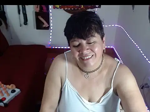 angelitolove727 online show from 24, 6, 2026