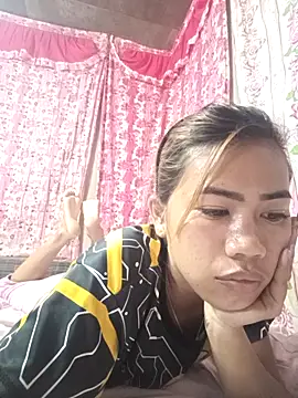 Snapshot of Cutie_body11 chatting on 12, 3, 2025 Cutie body11 online show from 12, 3, 2025