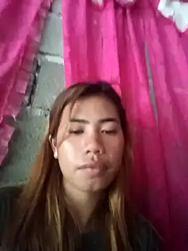 Snapshot of Cutie_body11 chatting on 5, 3, 2025 Cutie body11 online show from 5, 3, 2025
