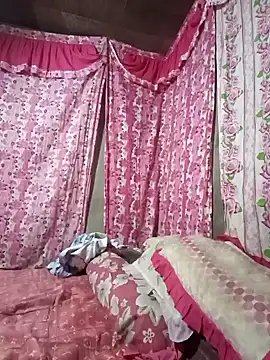 Snapshot of Cutie_body11 chatting on 7, 2, 2025 Cutie body11 online show from 7, 2, 2025