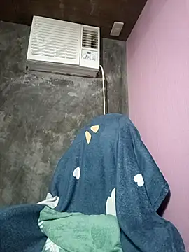 Snapshot of Cutie_body11 chatting on 6, 10, 2025 Cutie body11 online show from 6, 10, 2025