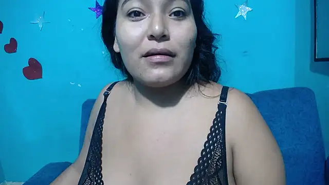 Snapshot of sirena_15 chatting on 25, 1, 2025 sirena 15 online show from 25, 1, 2025