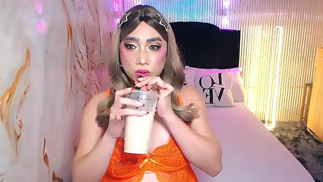 24cmBananaSelfsucker online show from 5, 4, 2026