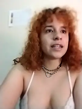 EmmaMelissa0521 online show from 4, 11, 2025