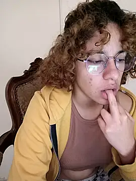 EmmaMelissa0521 online show from 13, 2, 2025