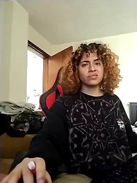 EmmaMelissa0521 online show from 21, 3, 2026