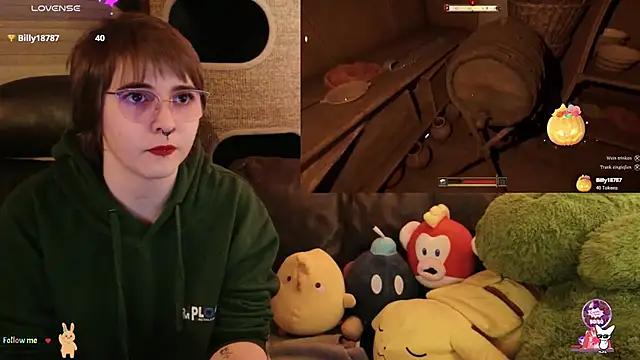 Snapshot of GamerGirl_Eve chatting on 7, 11, 2025 GamerGirl Eve online show from 7, 11, 2025