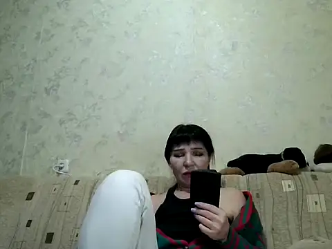 JeaneDavis online show from 6, 4, 2026