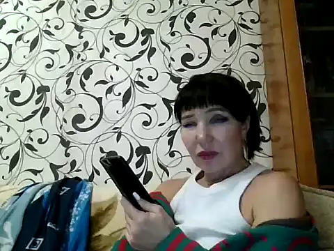 JeaneDavis online show from 24, 11, 2025