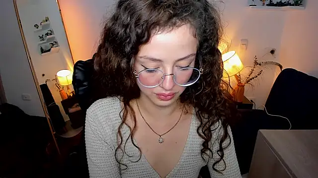 Cassandra Caiin online show from 15, 3, 2026