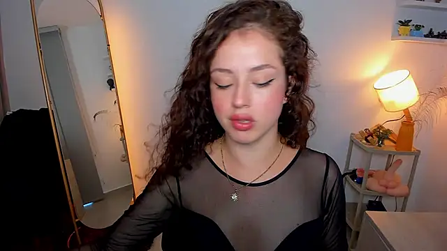 Cassandra Caiin online show from 22, 10, 2025