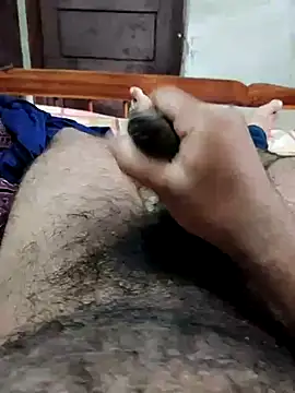 MalluBoyForGirls online show from 5, 3, 2025