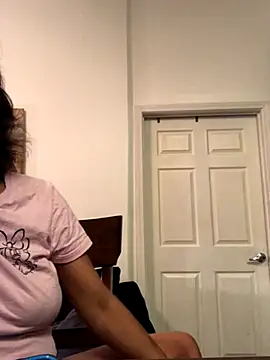 Snapshot of realninafame chatting on 4, 10, 2025 realninafame online show from 4, 10, 2025