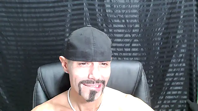 Snapshot of ThickD2C chatting on 14, 12, 2024 ThickD2C online show from 14, 12, 2024